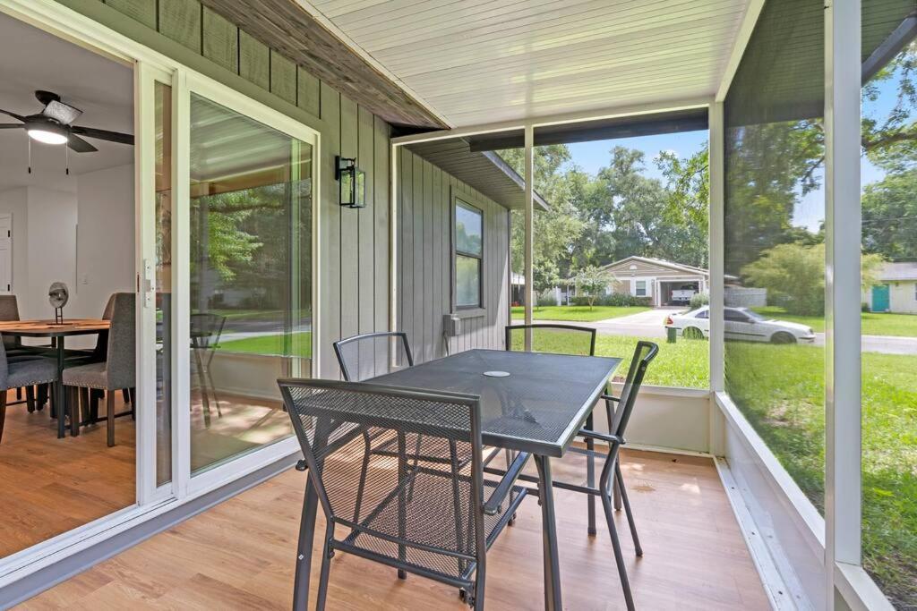 Gainesville-Newly Remodeled Home Exterior foto